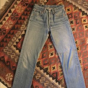 Levi’s 28x32 straight leg cotton denim